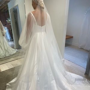 Brand new Vagabond Atlas gown, customized with Ventura sleeves and wider straps.